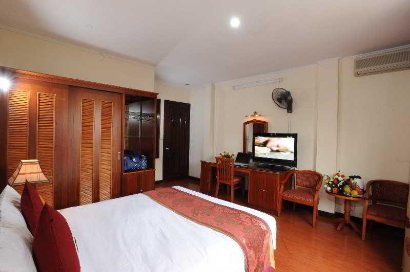 Ngoc Mai Hotel Ханой Екстериор снимка