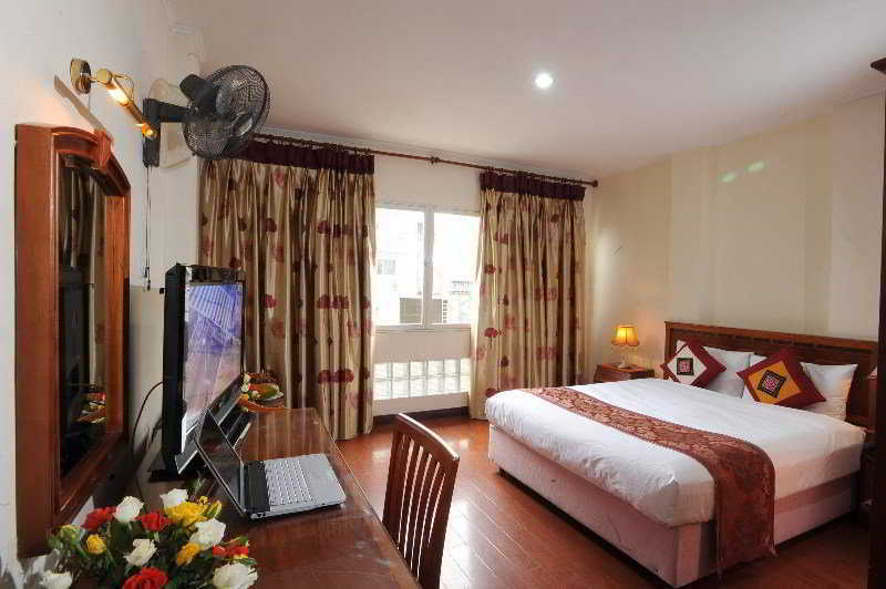 Ngoc Mai Hotel Ханой Екстериор снимка
